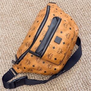 Large MCM Fursten Belt Bag in Visetos